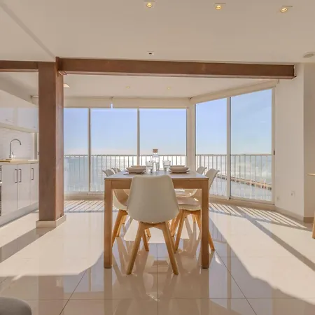 The Infinite Sunset - Luxe And Relax En Apartment *