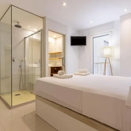 The Infinite Sunset - Luxe And Relax En Apartment
